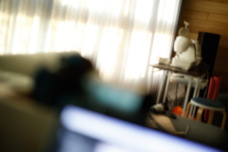 Read more about the article LR沒有Canon R6的相機描述檔，少了C家魔幻膚色怎麼辦？